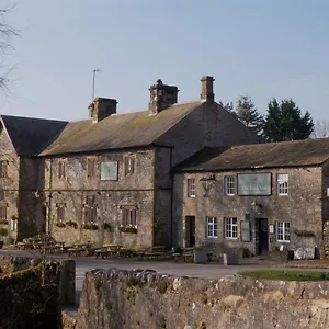 The Buck Inn, Herberg